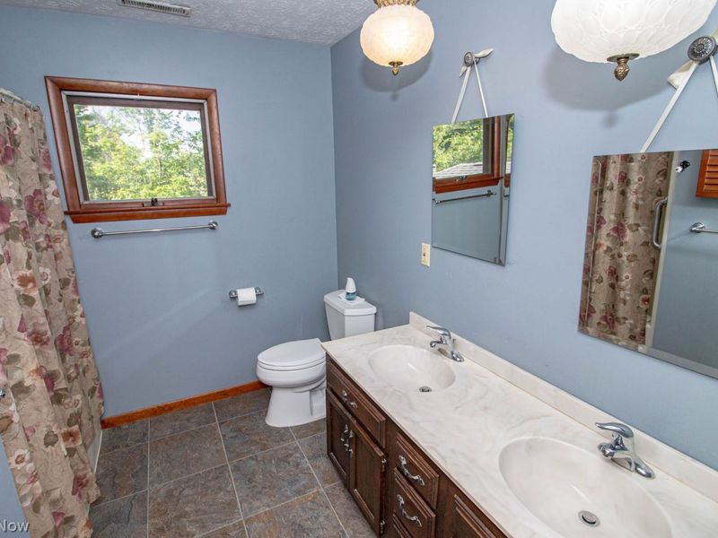 1835 Metzger Road, Valley City, OH 44280 Photo 28