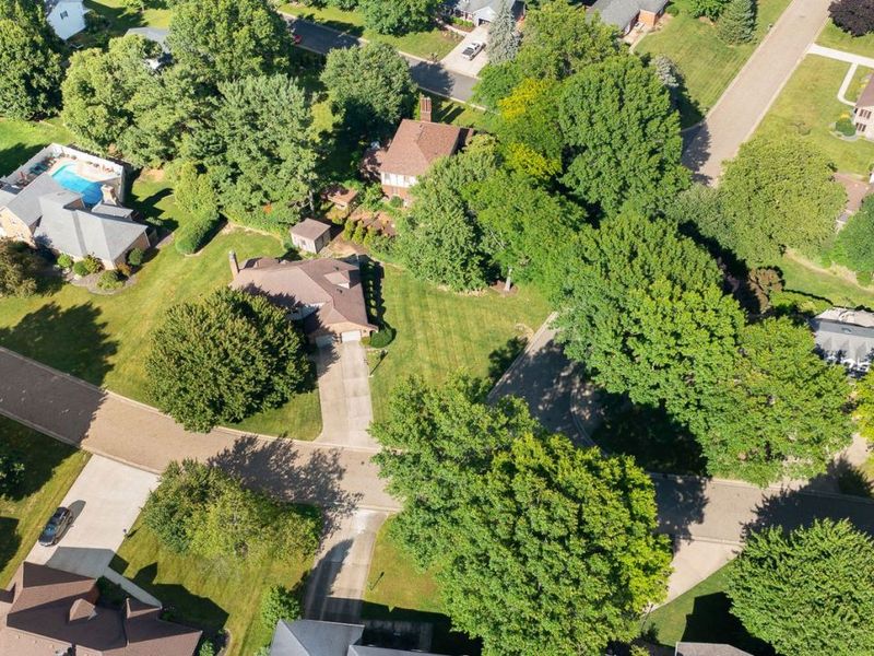 2425 Daffodil Street NE, Canton, OH 44705 Photo 34