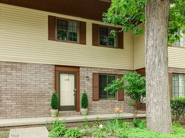 1245 Front Street, Cuyahoga Falls, OH 44221