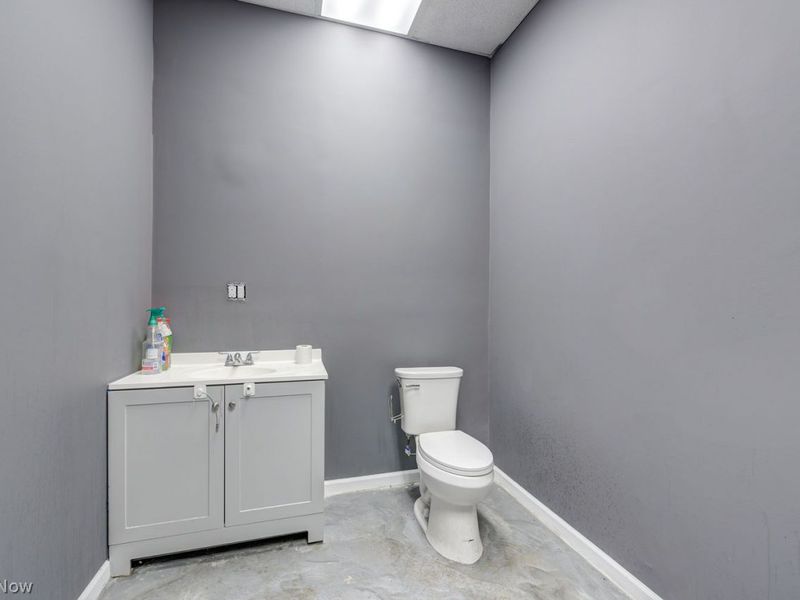 11723 Lorain Avenue, Cleveland, OH 44111 Photo 33