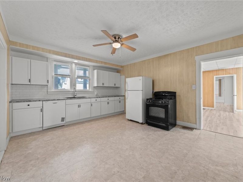111 W Cuyahoga Falls Avenue, Akron, OH 44310 Photo 13
