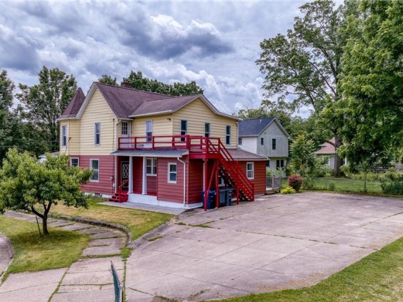 111 W Cuyahoga Falls Avenue, Akron, OH 44310 Photo 3