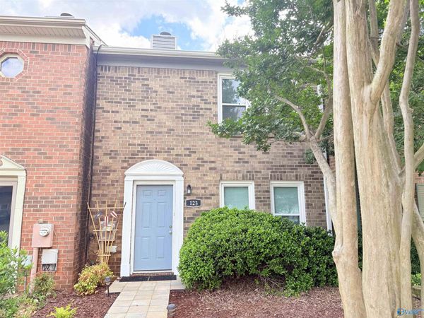 123 Cresent Circle, Madison, AL 35758