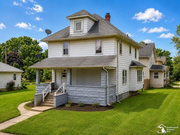 231 W 7th Street, Monroe, MI 48161