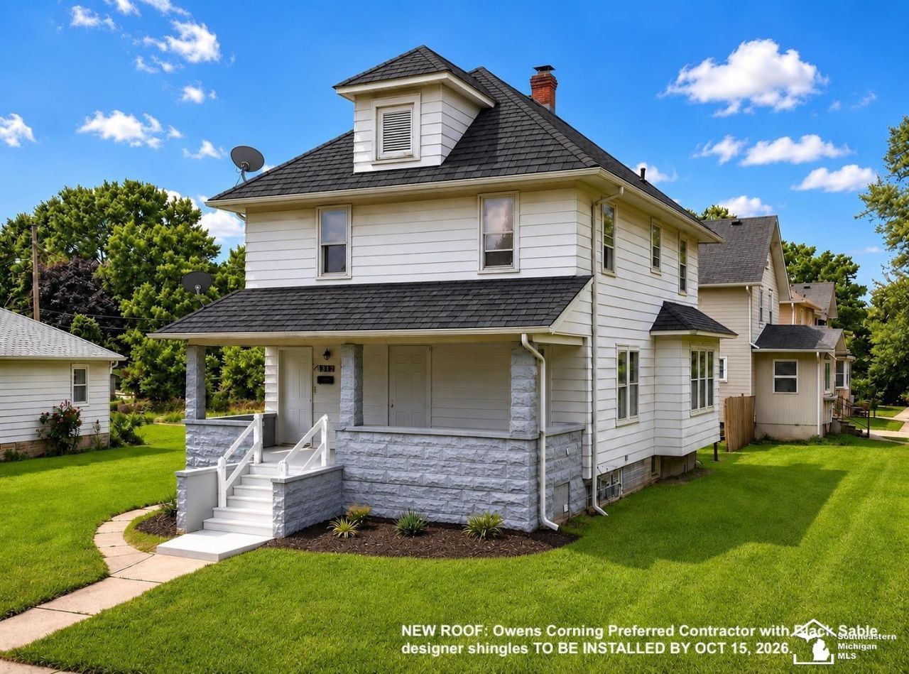 231 W 7th Street, Monroe, MI 48161 Main Photo