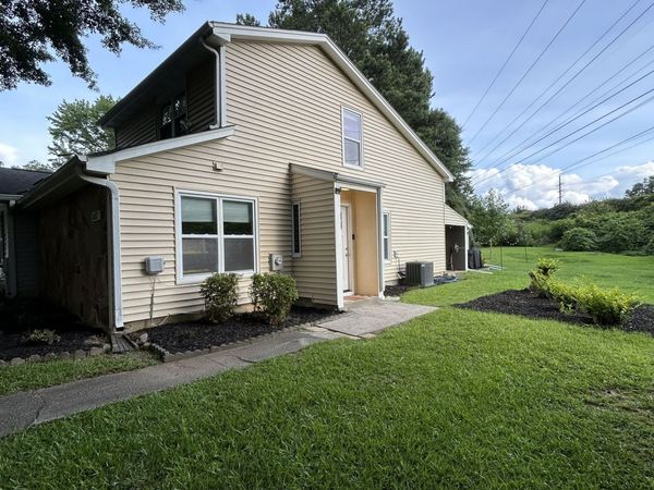 5657 Waterford Court, Morrow, GA 30260
