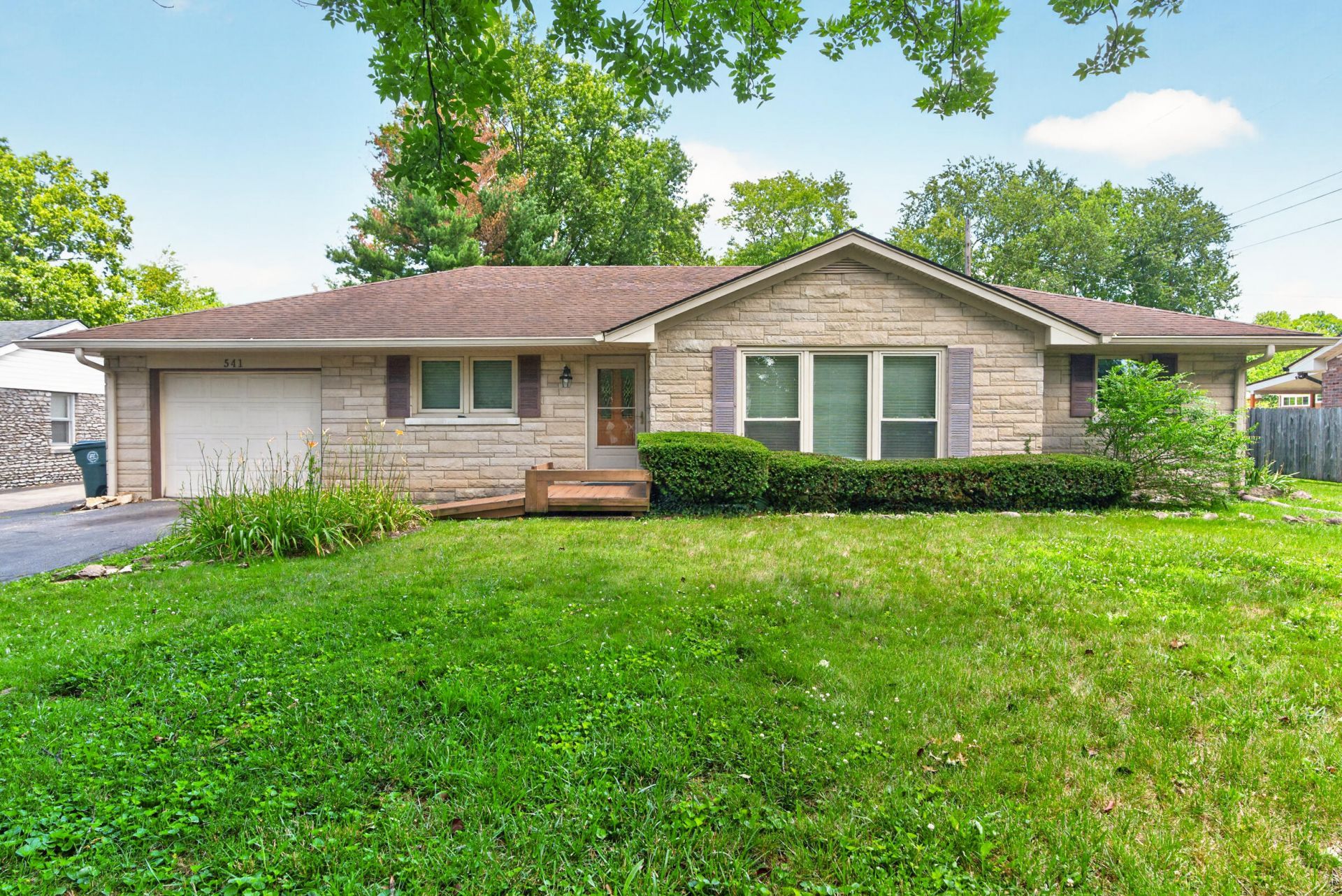 541 Grantchester Street, Lexington, KY 40505 Main Photo