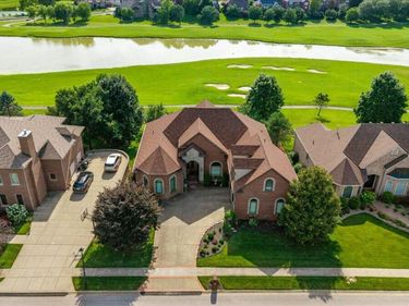 110 Loch Lomond Drive, Georgetown, KY 40324