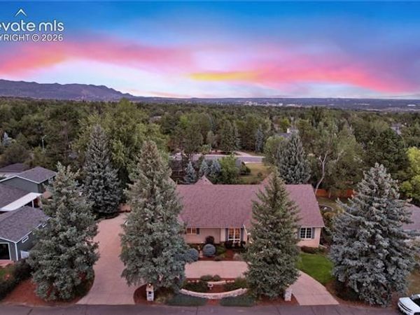 5 Sequoyah Road, Colorado Springs, CO 80906