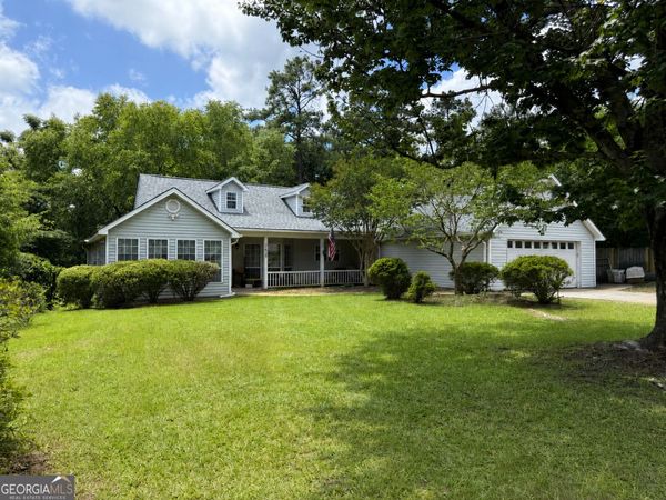 293 Osage Circle, Byron, GA 31008