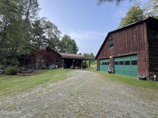 129 S Bailey Road, Montrose, PA 18801