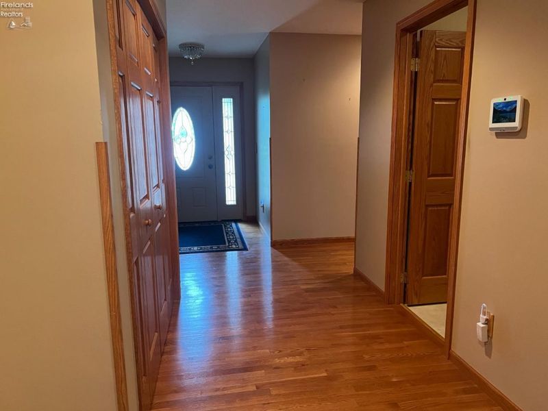 897 Busdeker Lane, Gibsonburg, OH 43431 Photo 12