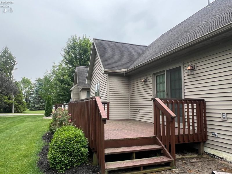 897 Busdeker Lane, Gibsonburg, OH 43431 Photo 6