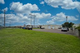 7217 Peppermill Parkway  photo 4