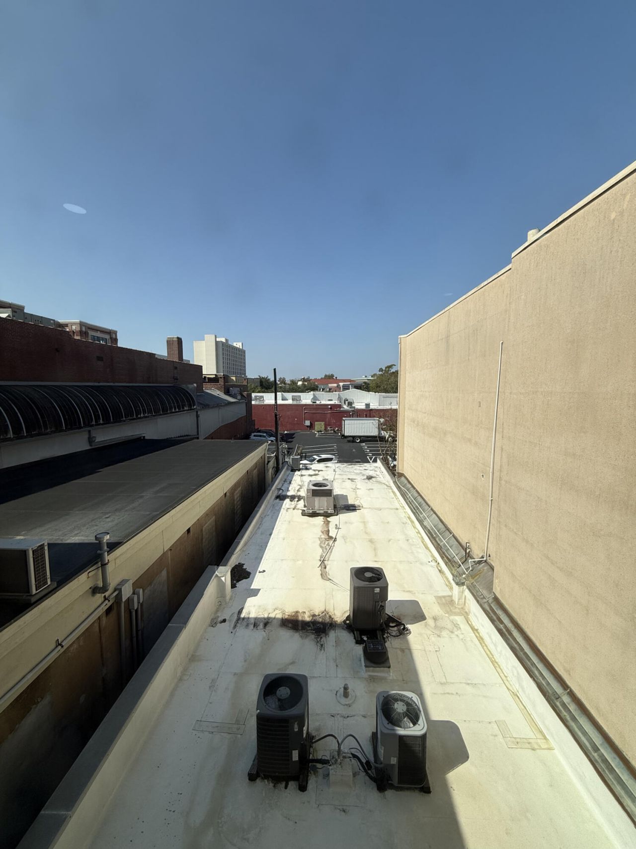 231 King Street  Photo 5