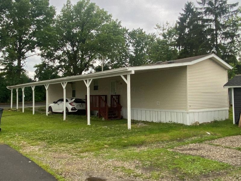 755 Stelzer Road , Unit 141, Columbus, OH 43219 Photo 4