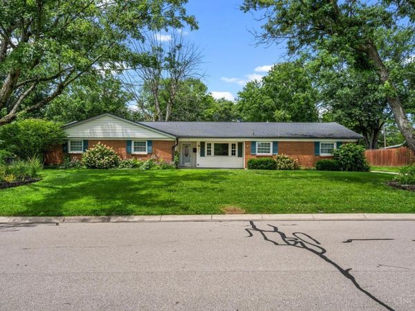205 Tuxworth Road, Centerville, OH 45458