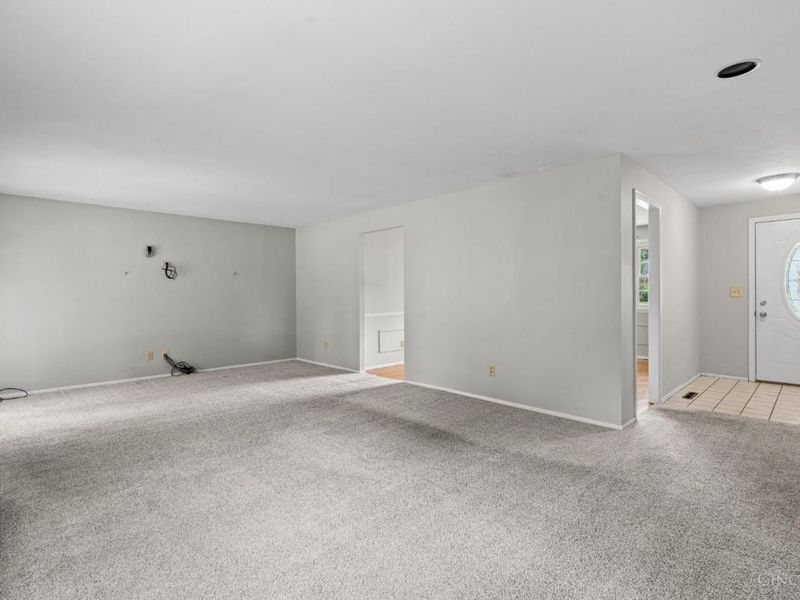 205 Tuxworth Road, Centerville, OH 45458 Photo 9