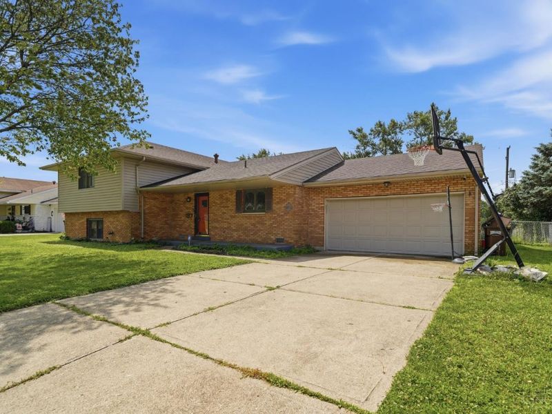 3712 Fiesta Way, Middletown, OH 45042 Photo 2