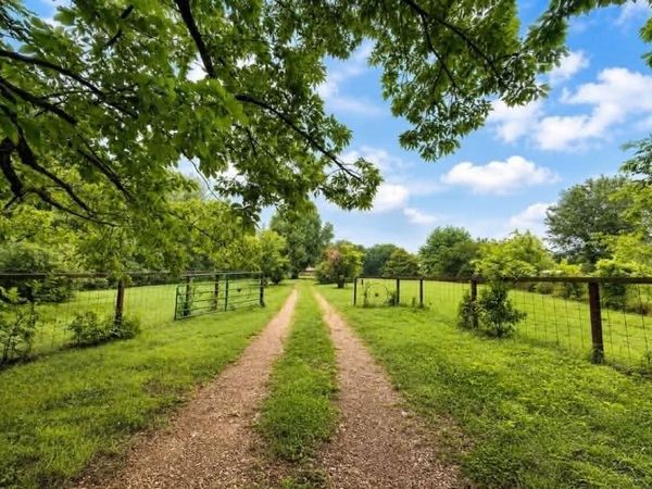 37433 S 4450 Road , Vinita, OK 74301