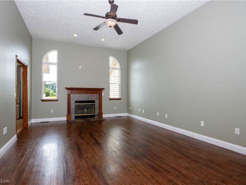 10964 Parmenter Road, Burbank, OH 44214 Photo 14