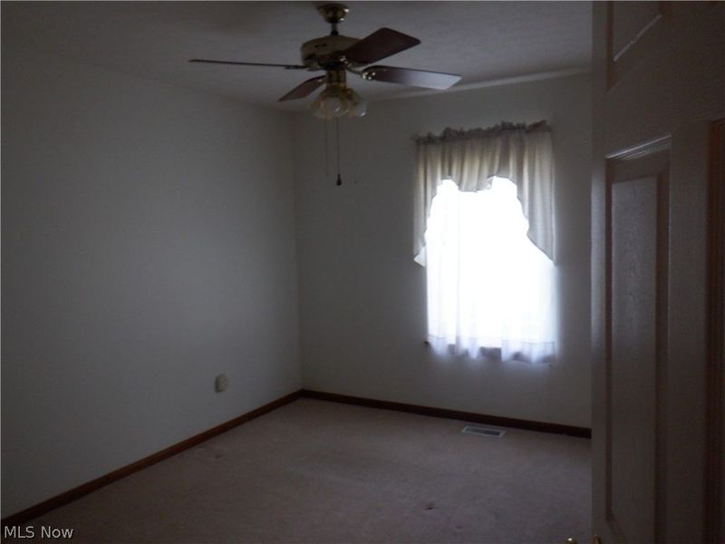 17811 Engle Court, Brook Park, OH 44142 Photo 11