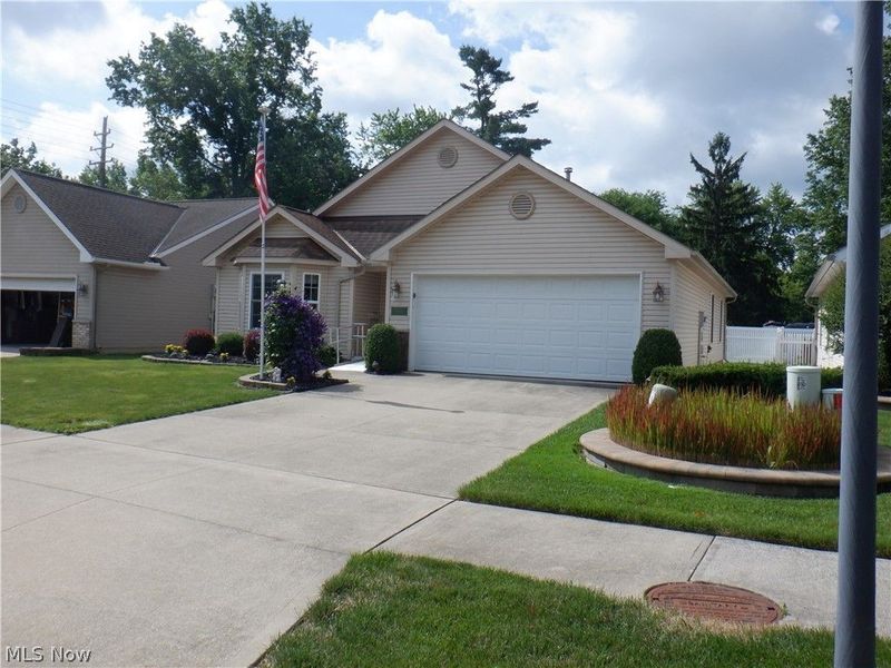 17811 Engle Court, Brook Park, OH 44142 Photo 2