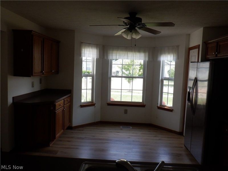17811 Engle Court, Brook Park, OH 44142 Photo 4