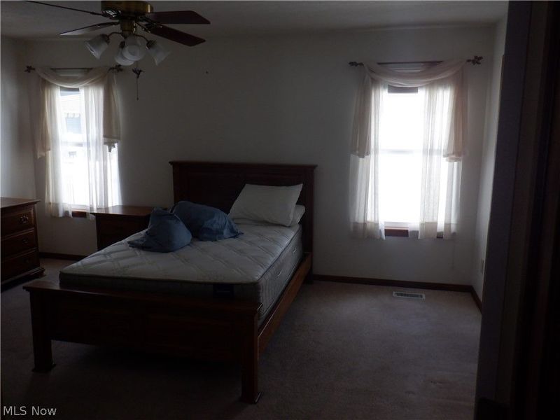 17811 Engle Court, Brook Park, OH 44142 Photo 8
