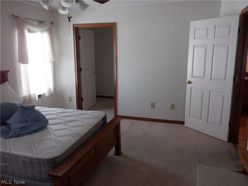 17811 Engle Court, Brook Park, OH 44142 Photo 9