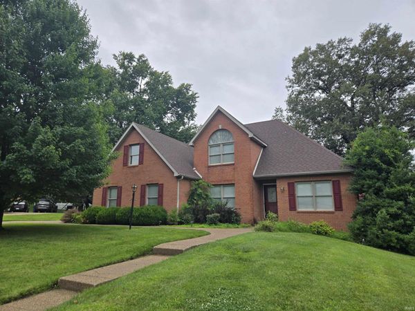 616 Beringer Drive, Evansville, IN 47711