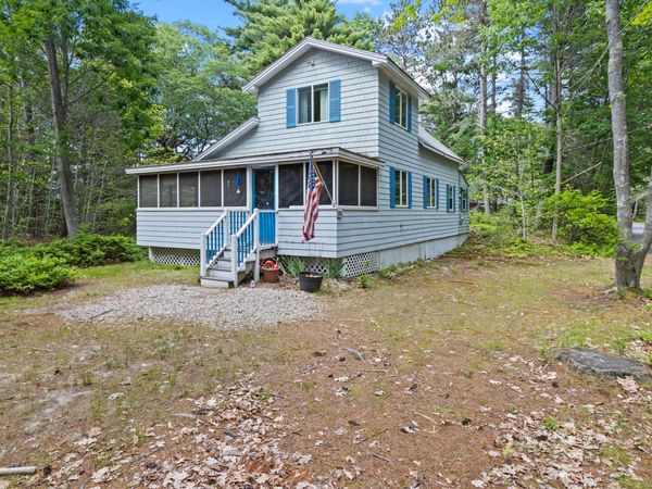 384 Pleasant Avenue , Portland, ME 04108