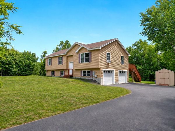 250 Dingley Spring Road , Gorham, ME 04038
