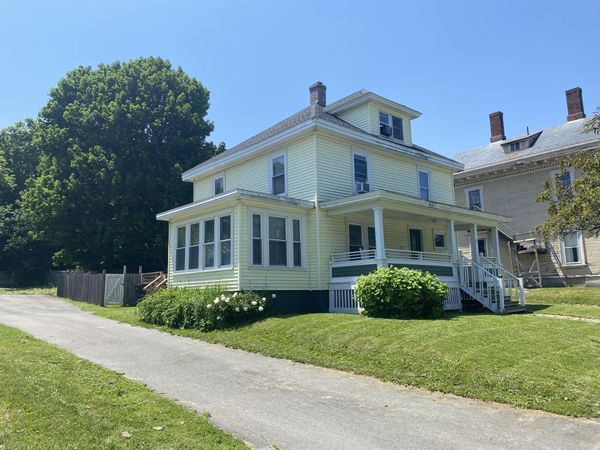 94 Court Street , Bangor, ME 04401