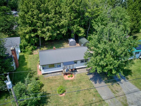 54 New Hampshire Street , Millinocket, ME 04462