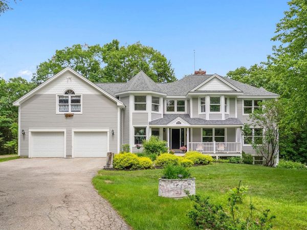 28 Castle Hill Road , North Yarmouth, ME 04097