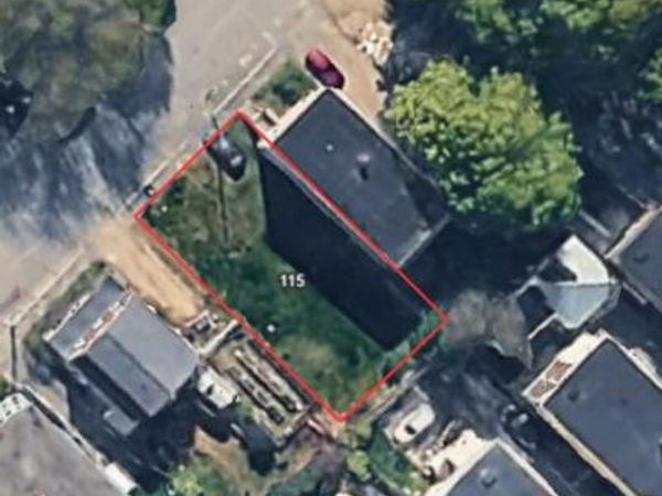 115 Shawmut Street , Lewiston, ME 04240