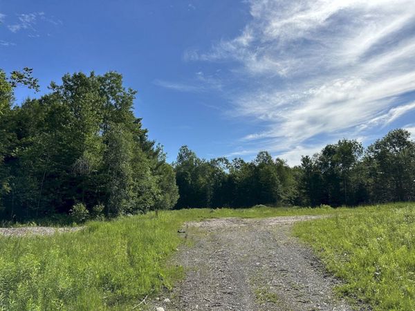 84 Willow Street , Norridgewock, ME 04957