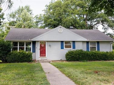 4160 N Chelsea Avenue, Kansas City, MO 64117