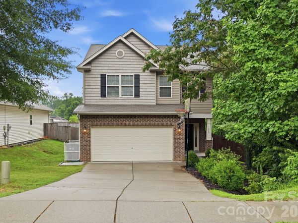 7820 Rockland Drive, Charlotte, NC 28213