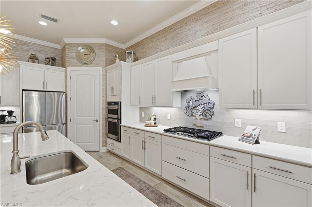 8961 Bahama Swallow Way , Naples, FL 34120 Photo