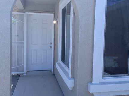 5738 Wilkinson St, Sacramento, CA 95824 Photo