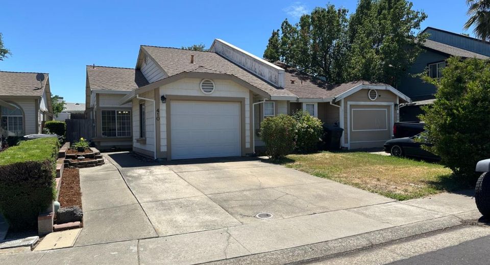 410 Cirby Oaks Ct, Roseville, CA 95678 Photo