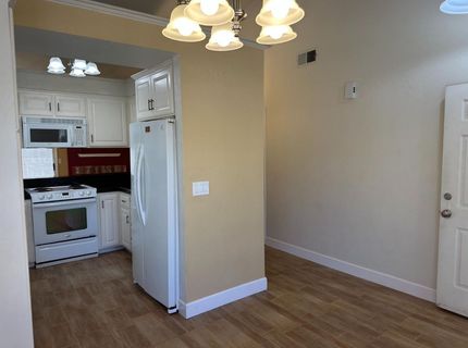 410 Cirby Oaks Ct, Roseville, CA 95678 Photo