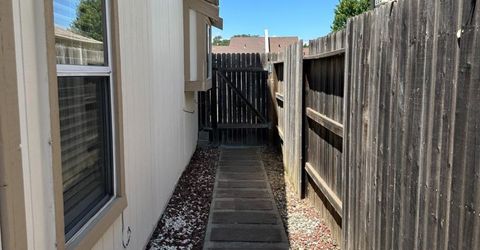 410 Cirby Oaks Ct, Roseville, CA 95678 Photo