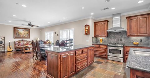 8654 Bradshaw Rd, Elk Grove, CA 95624 Photo