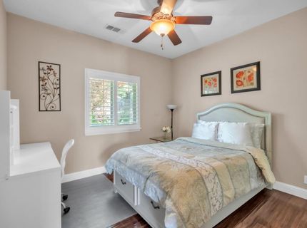 8654 Bradshaw Rd, Elk Grove, CA 95624 Photo