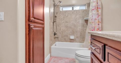 8654 Bradshaw Rd, Elk Grove, CA 95624 Photo