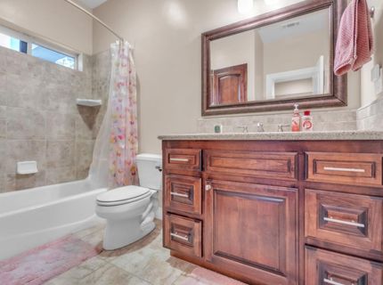 8654 Bradshaw Rd, Elk Grove, CA 95624 Photo