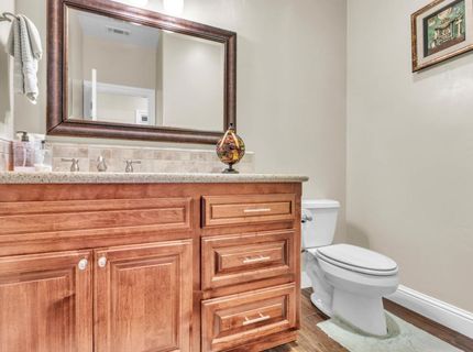 8654 Bradshaw Rd, Elk Grove, CA 95624 Photo